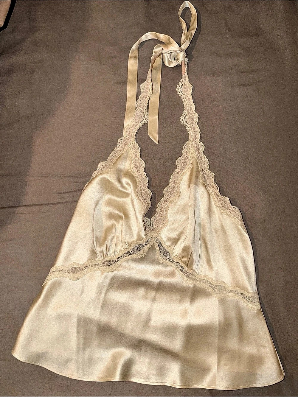 Reformation Monica 100% Silk Top Cream (S)